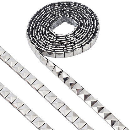 2.4 mètres 201 garniture cloutée en acier inoxydable, Garniture de tête de clou à dôme convexe thermocollant en métal thermocollant, carrée