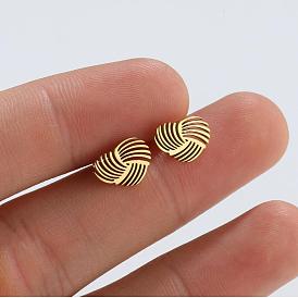 Geometric Retro Hollow Heart Earrings for Women, Minimalist Small Batch Luxury Jewelry.