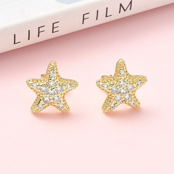 Серьги-гвоздики из латуни с микропаве из прозрачных кубических цирконий в виде морских звезд, стойки покрытие, без кадмия и без свинца