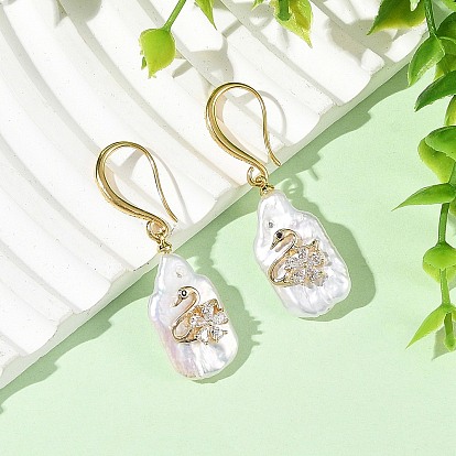 Pendientes colgantes de concha de agua dulce natural y latón, patrón de cisne, dorado