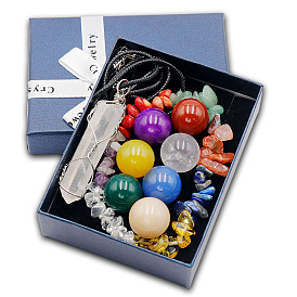 7 kits de pierres de cristal de guérison des chakras, y compris 7 pierres de chakra spirituelles rondes, 1 collier de pierres précieuses en forme de balle pointue et 1 bracelet de pierres précieuses à puces