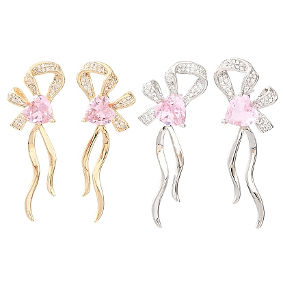 Ohrstecker aus Messing mit Mikropavé-Kubikzirkonia für Damen, Bowknot mit Herz