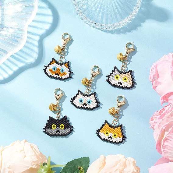 5 шт. подвески ручной работы из стеклянных бусин в форме кошачьей головы, с карабинами из сплава и подвеской в виде колокольчика