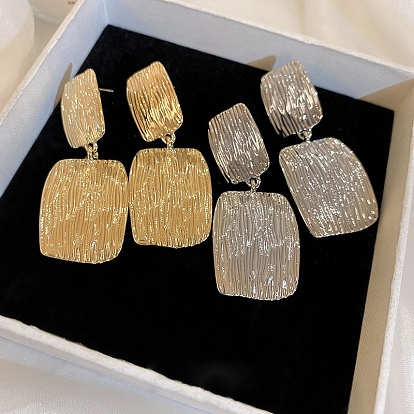 Прямоугольные серьги-гвоздики из сплава