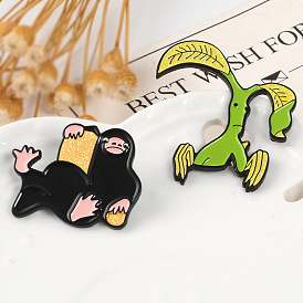 Creative Monkey Banana Leaf Alloy Brooch Badge for Fans of Western Cartoon Animals