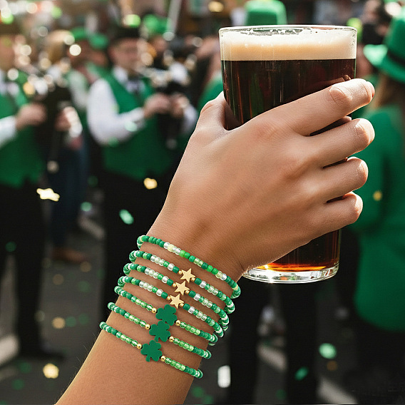 7шт. 3 стили браслетов из стеклянного бисера на День Святого Патрика, штабелируемые украшения для женщин, клевер и звезда