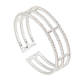 Fashionable Hollow Bracelet with Rhinestones - European and American Style, Student Accessories.