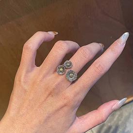 Retro Brass Cuff Open Rings, Flower