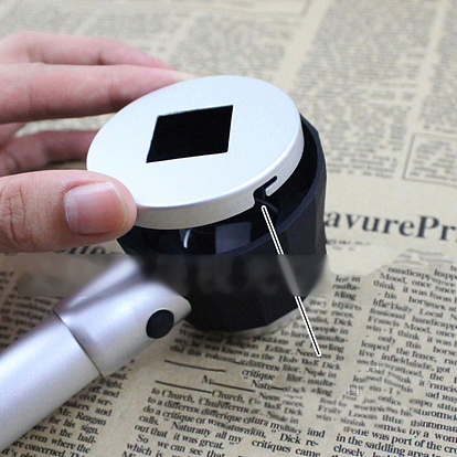 Metal Handheld Magnifier, with Glass Lens and 3PCS LED Light