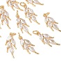 Pendentifs en laiton Shegrace avec zircon cubique transparent, charmes de feuilles, sans cadmium et sans plomb et sans nickel