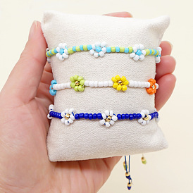 Boho Daisy Glass Bead Handmade Bracelet for Women