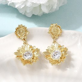 Латунные серьги-гвоздики с прозрачными кубическими циркониями, цветок