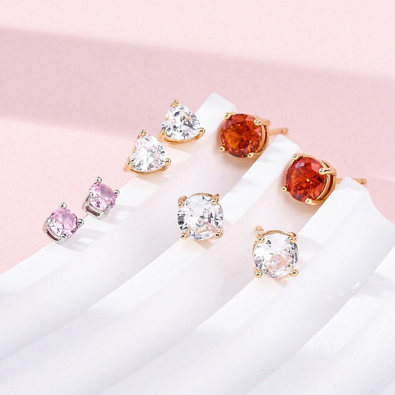 Женские серьги-гвоздики из латуни с фианитами, без кадмия и без свинца, долговечный, стойки покрытие, золотые