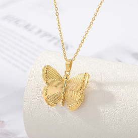 Butterfly Pendant Necklace - Versatile Women's Jewelry Accessory