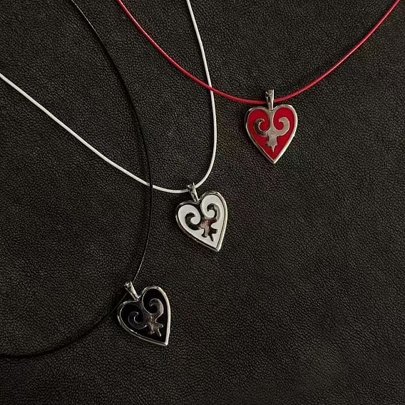 Alloy Enamel Pendant Necklaces, Heart, Platinum