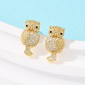 Серьги-гвоздики в форме совы из латуни с микропаве из прозрачных кубических цирконий, стойки покрытие, долговечный, без кадмия и без свинца