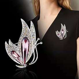 Versatile Crystal Brooch - Trendy Alloy Jewelry for Women's Attire