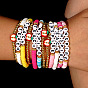 Lettre en plastique pour la journée des enseignants, inspirant, enseignant, pâte polymère, ensembles de bracelets extensibles en perles heishi, Bracelet empilable ajustable à pomme rouge 3