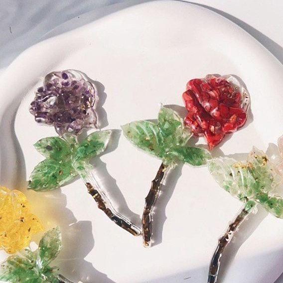 Фигурки из розовой смолы, с крошками драгоценных камней внутри статуй для украшения домашнего офиса