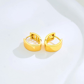 Серьги-кольца с полыми сердечками из латуни