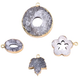4 pcs 4 pendentifs en agate druzy naturelle de style, teint, avec boucles en laiton doré, bord plaqué or, disque & fleur & ovale & feuille d'érable