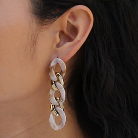 Fashionable Acrylic Earrings - Elegant and Stylish Ear Accessories for Women