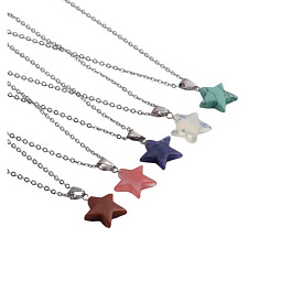 Chic Minimalist Star Pendant Necklace for Women - Fashionable and Elegant Jewelry Accessory