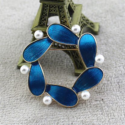 Flower Ring Enamel Pin with Plastic Pearl, Gold Plated Alloy Lapel Pin for Women