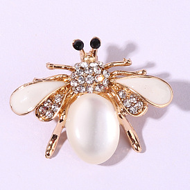 Fashionable Bee Brooch with Diamonds and Pearls - Cute Insect Lapel Pin for Suit