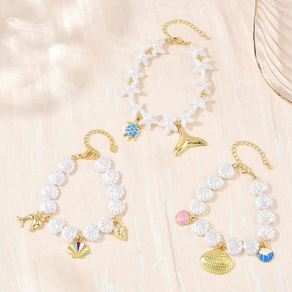 Ozeanfarbene Messing-Emaille-Charm-Armbänder für Damen, weiße ABS-Imitationsperlenarmbänder, Gestell, langlebig überzogen, cadmiumfrei und bleifrei, echt 18 k vergoldet