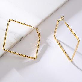Geometric Copper Plated Gold Earrings for Women, Fashionable and Minimalistic.