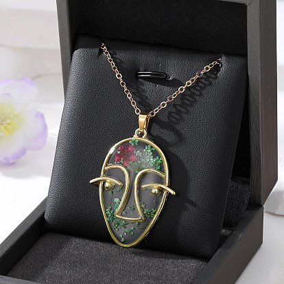 Boho Floral Face Pendant Necklace with Dried Flowers for Women