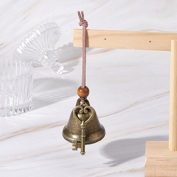Железо колокол подвесные украшения, подвесные украшения из сплава ключей, деревянных бусин и искусственной замши