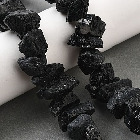 Натуральный черный турмалин бисер нитей, необработанный грубый камень, самородки