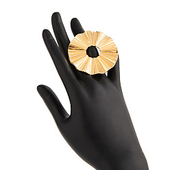 Золотой Кольца из сплава, с имитацией жемчуга, круглые, золотые, внутренний диаметр: 16 мм