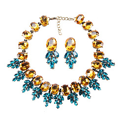 Huang Cai (a Chinese name) Sparkling Geometric Crystal Necklace and Earrings Set for Formal Occasions