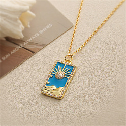 Солнце Подвеска-медальон из латуни с микропаве и прозрачными кубическими циркониями., с эмалью глубокого небесно-голубого цвета, золотые, солнце, 17.72 дюйм (45 см)