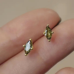 Золотой Серьги-гвоздики из латуни с микропаве из кубических цирконий в форме конского глаза, золотые, 10x6 мм