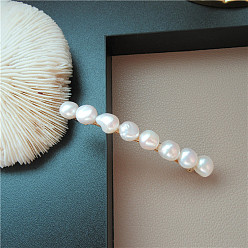 Circular spring clip Pince à cheveux en perles baroques avec perles naturelles - faite à la main, pince à ressort polyvalente et élégante pour la mode européenne et américaine