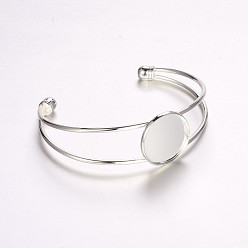 Argent Fabrication de bracelet manchette en laiton sans nickel, base de bracelet vide, avec plateau rond plat, couleur argent plaqué, 63mm, Plateau: 20 mm