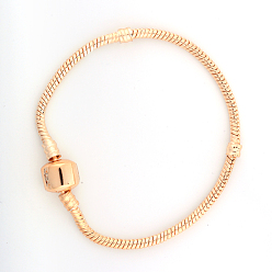 Light Gold Laiton européen bracelets de style pour la fabrication de bijoux, or et de lumière, 180x3mm