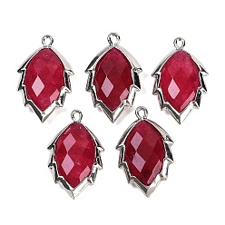 Нефрит Подвески из окрашенного натурального нефрита в форме листа, стойки обшивки латунные прелести, платина, красные, 23x13.5x5.5 мм, отверстие : 1.2 мм