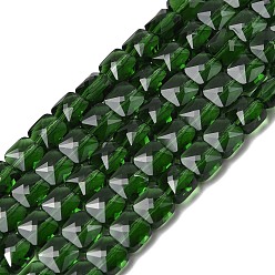Зеленый Прозрачные стеклянные бусины, квадратный, граненые, зелёные, 5.5~6x6x4~4.5 мм, отверстие : 1 мм, около 100 шт / нитка, 22.44~22.56 (57~57.3 см)