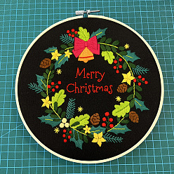 Christmas wreath 01 hanging picture (non-finished product) - black cloth Embroidery handmade diy material package flower three-dimensional primary novice package creative Lu embroidery Christmas hanging painting