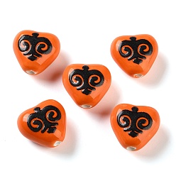 Коралловый Печатные ручной фарфоровые бусы, сердце с символами, коралл, 16~16.5x16.5~17.5x9~9.5 мм, отверстие : 1.8~2 мм