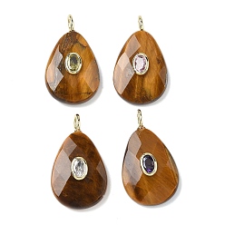 Тигровый глаз Природных тигровый глаз подвески, Подвески-капли в форме огранённых капель с латунной микропаве из кубических цирконий случайных цветов, золотые, 31.5x18x7~7.5 мм, отверстие : 2.5x3.5 мм