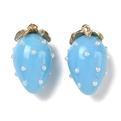 Azul Cielo Colgantes de la resina, encanto de fresa, con la aleación, dorado, luz azul cielo, 29x17.5x16 mm, agujero: 1.5 mm