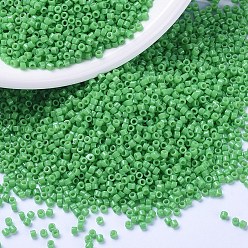 (DB2126) Окрашенный Дуракоат Непрозрачный Фиджи Зеленый Бусины miyuki delica, цилиндр, японский бисер, 11/0, (db 2126) duracoat окрашенный непрозрачный зеленый фиджи, 1.3x1.6 мм, отверстие : 0.8 мм, Около 2000 шт / 10 г