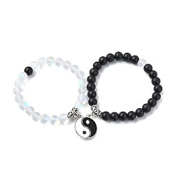 Mixed Color 2Pcs 2 Color Synthetic Moonstone & Glass Round Beaded Stretch Bracelets Set, Magnetic Alloy Enamel Yin-yang Matching Couple Bracelets, Mixed Color, Inner Diameter: 2-1/4 inch(5.8cm), 1Pc/color