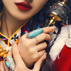 Античное Серебро Перстни из конского глаза с синтетической бирюзой, кольца из сплава для женщин, античное серебро